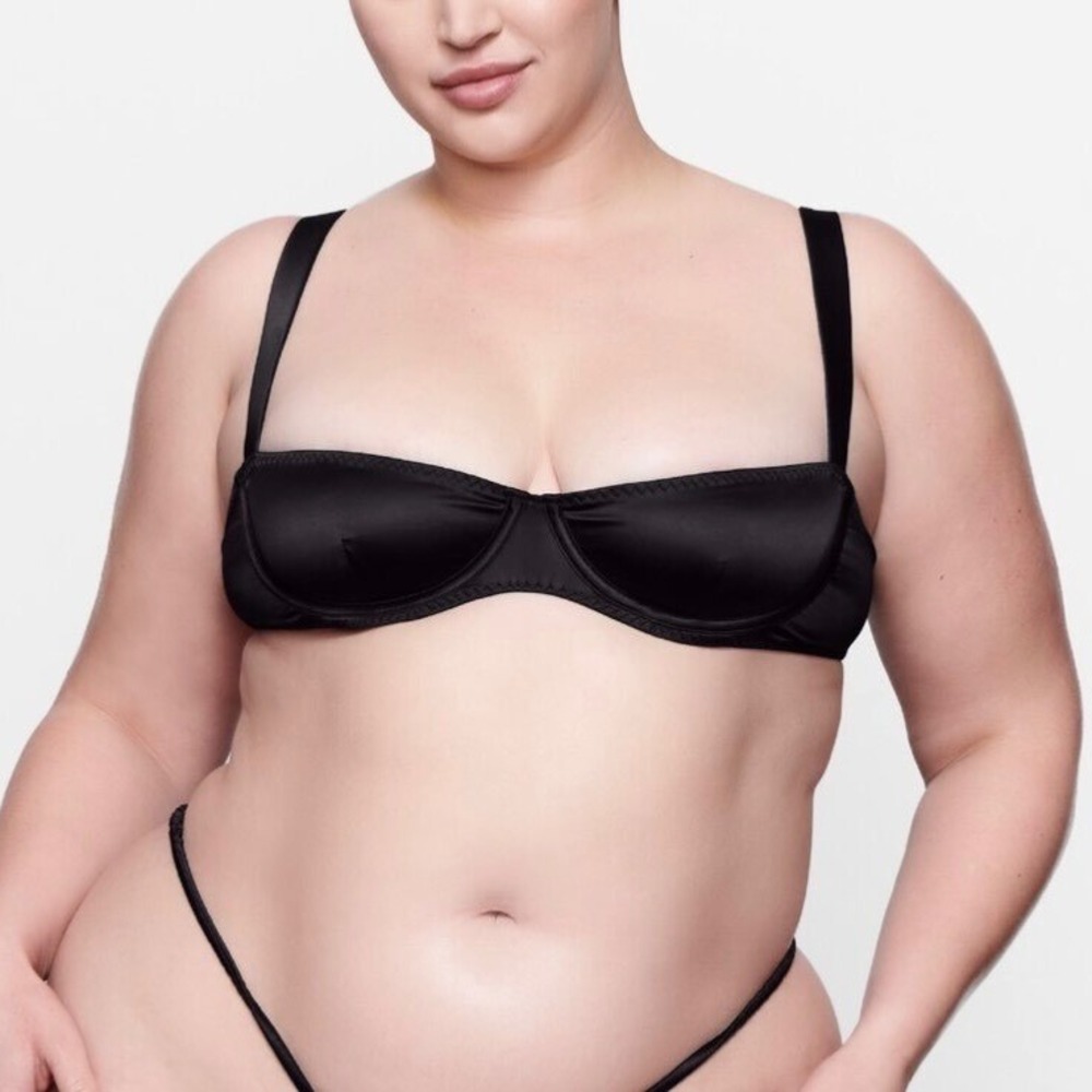 SKIMS Woven Shine Underwire Bra 44DD Onyx‎